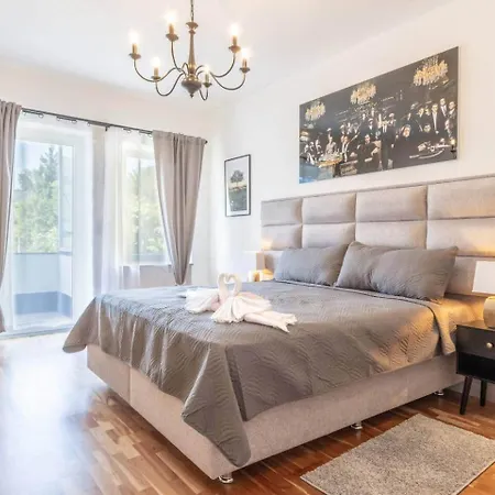 50 M Rhein - 6 Personen - Stadt - Sunset Balkon *